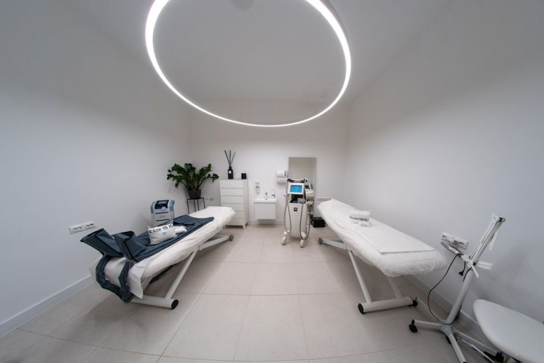 Doctor SKiN Corbeanca - Doctor SKiN