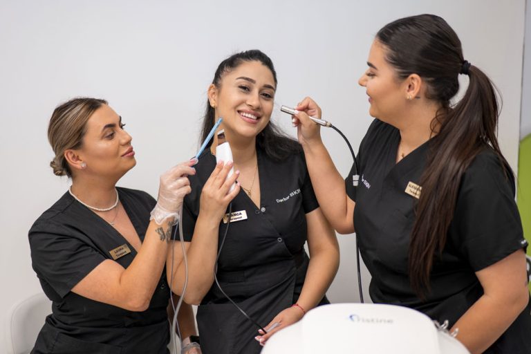 Doctor SKiN Corbeanca - Doctor SKiN