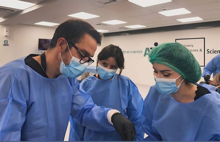 Dr. Alexandra Enache (Chivu) - Doctor SKiN